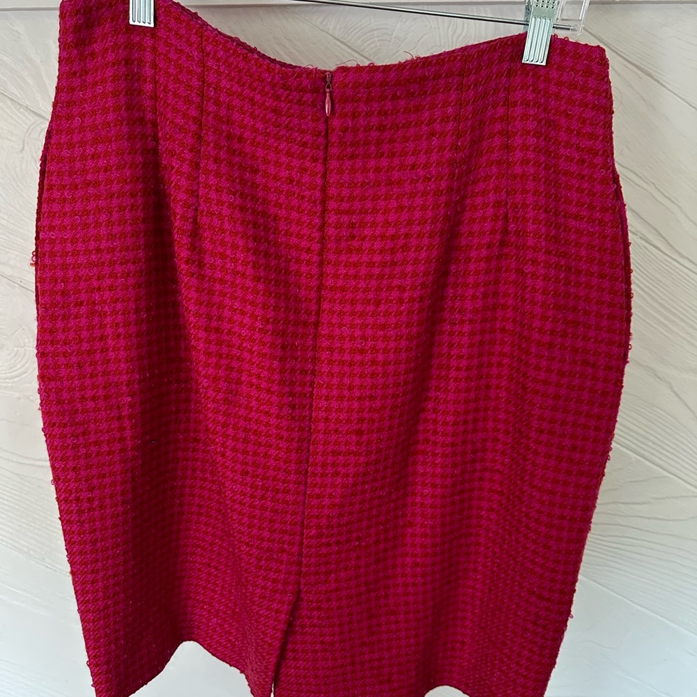 Dior Women's Vibrant Pink Suit Set - Picture 5 of 6